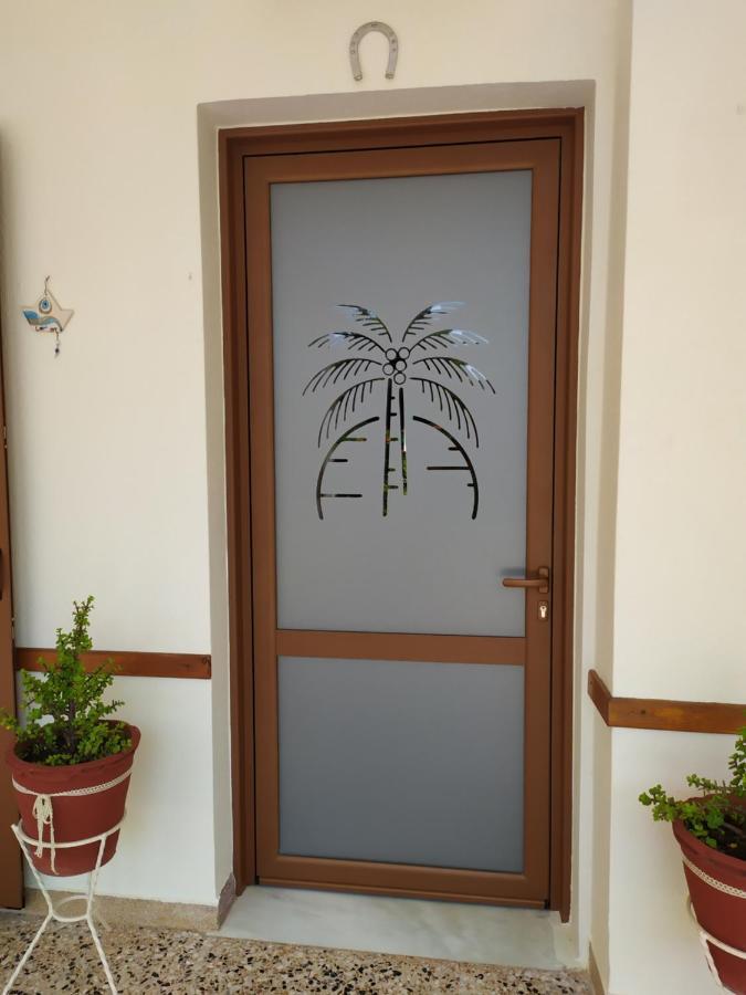 Finikas Rooms Agia Marina  Exterior photo