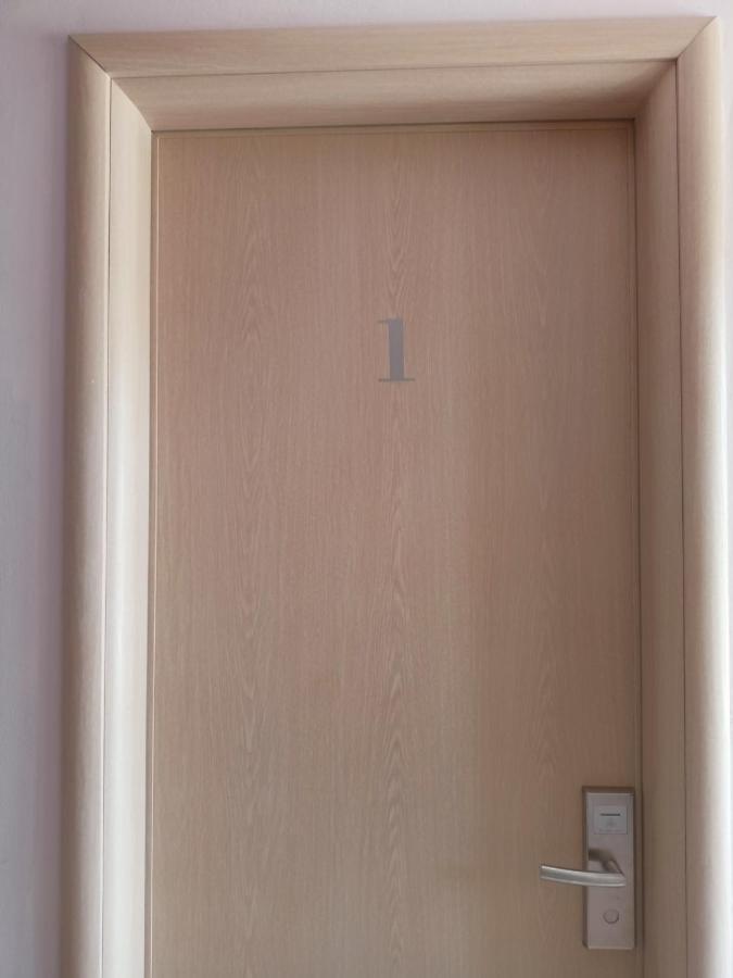 Finikas Rooms Agia Marina  Room photo